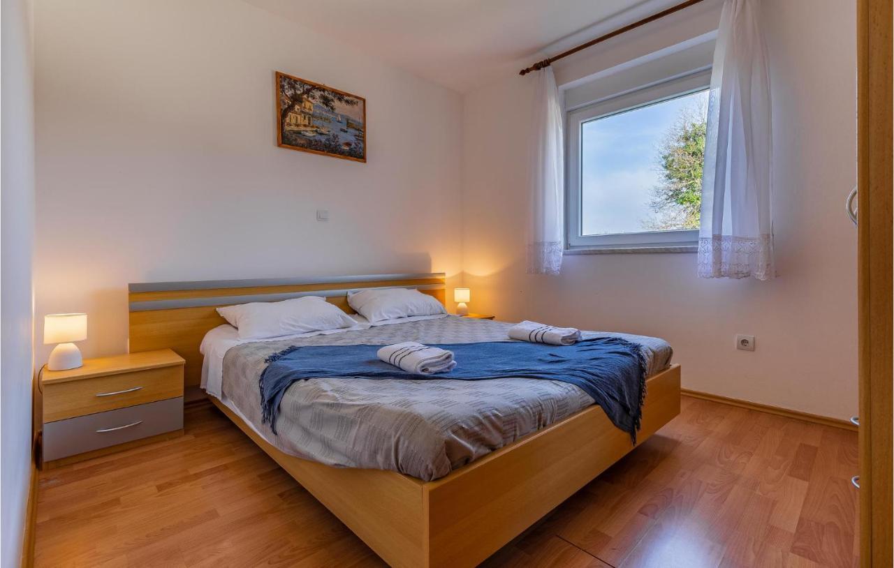 Lovely Apartment In Medulin With Kitchen Eksteriør billede